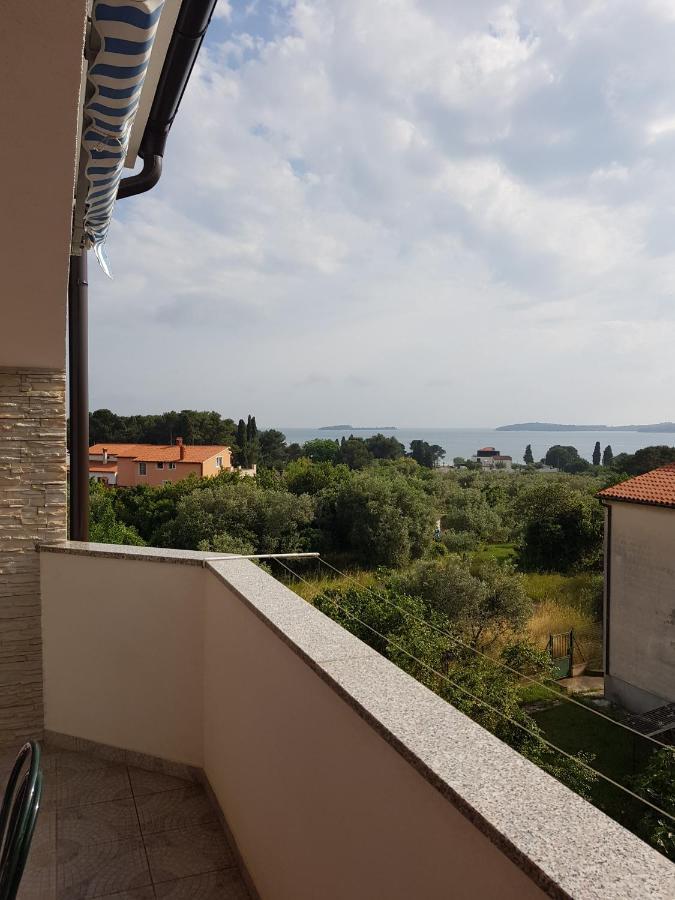 Apartmani Krajnovic Fažana エクステリア 写真