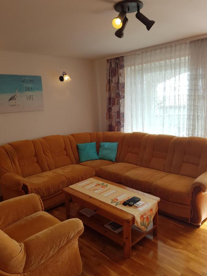 Apartmani Krajnovic Fažana エクステリア 写真