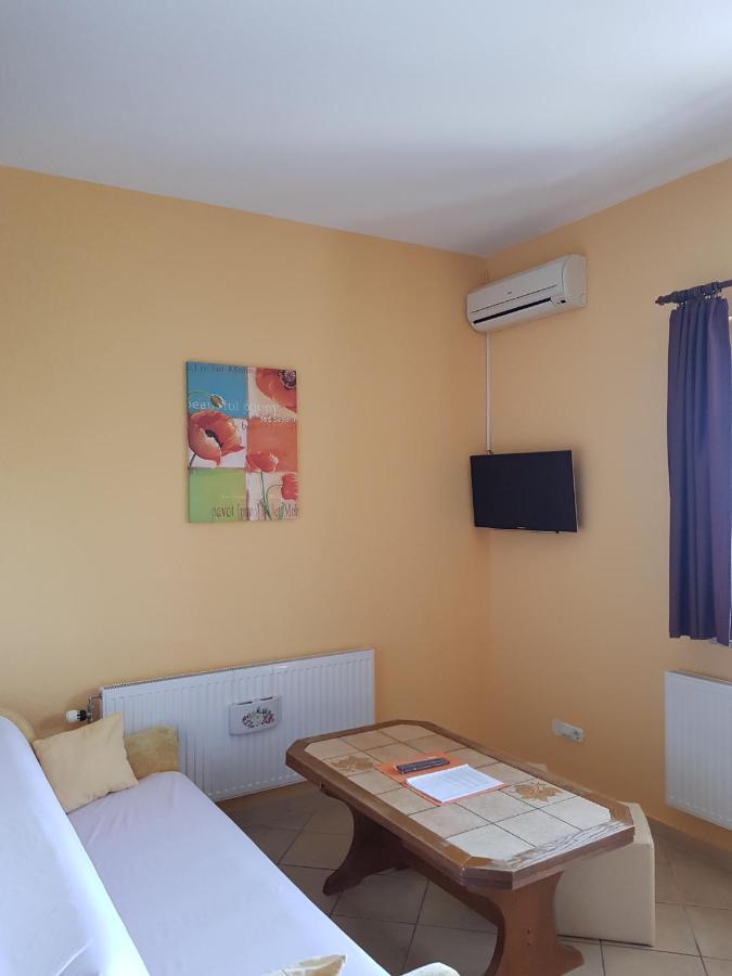 Apartmani Krajnovic Fažana エクステリア 写真