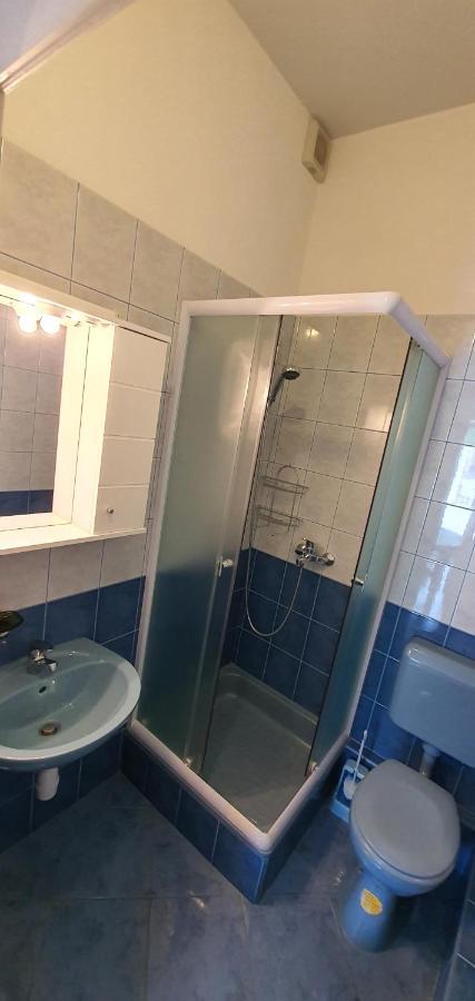 Apartmani Krajnovic Fažana エクステリア 写真