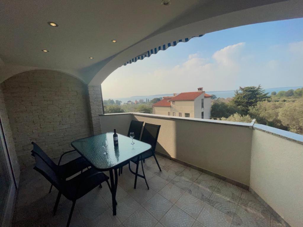 Apartmani Krajnovic Fažana エクステリア 写真