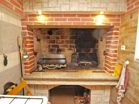 Apartmani Krajnovic Fažana エクステリア 写真