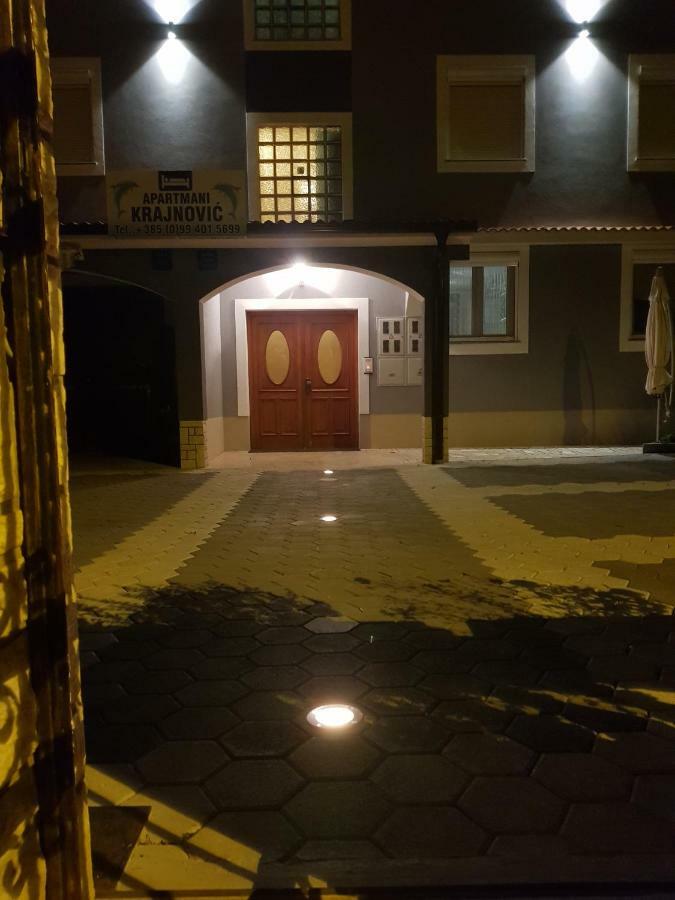 Apartmani Krajnovic Fažana エクステリア 写真